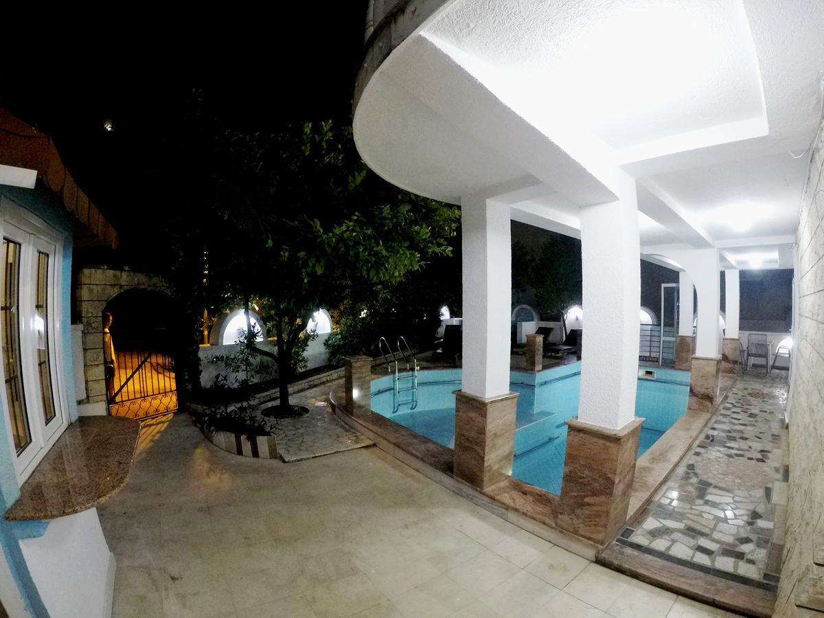 Villa Golf Budva Exterior photo